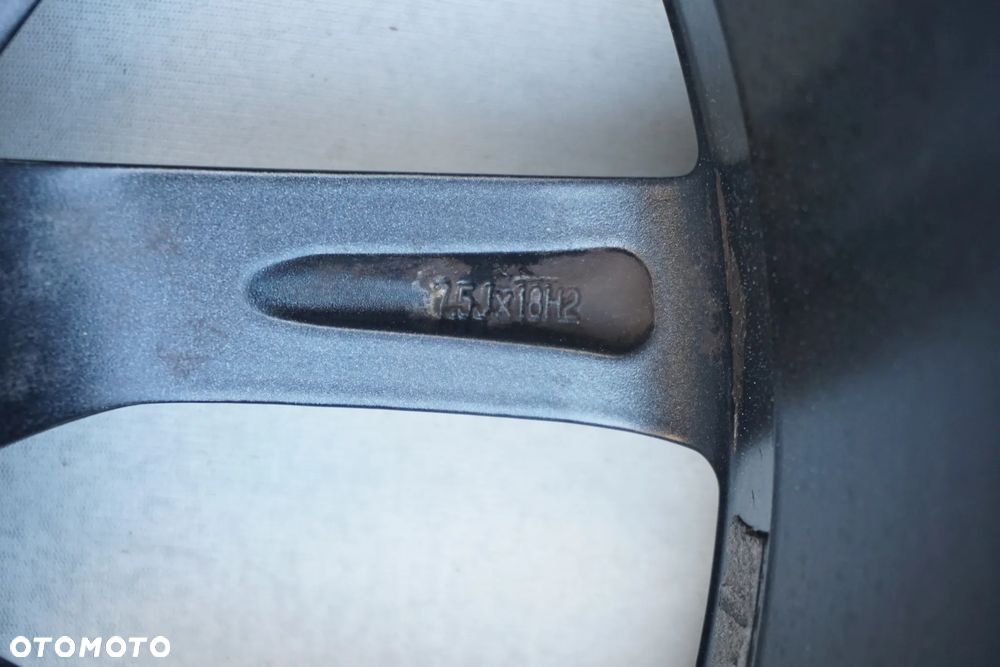 Skoda 5x112 18 7,5J et51 5E0601025AJ stan bdb - 5