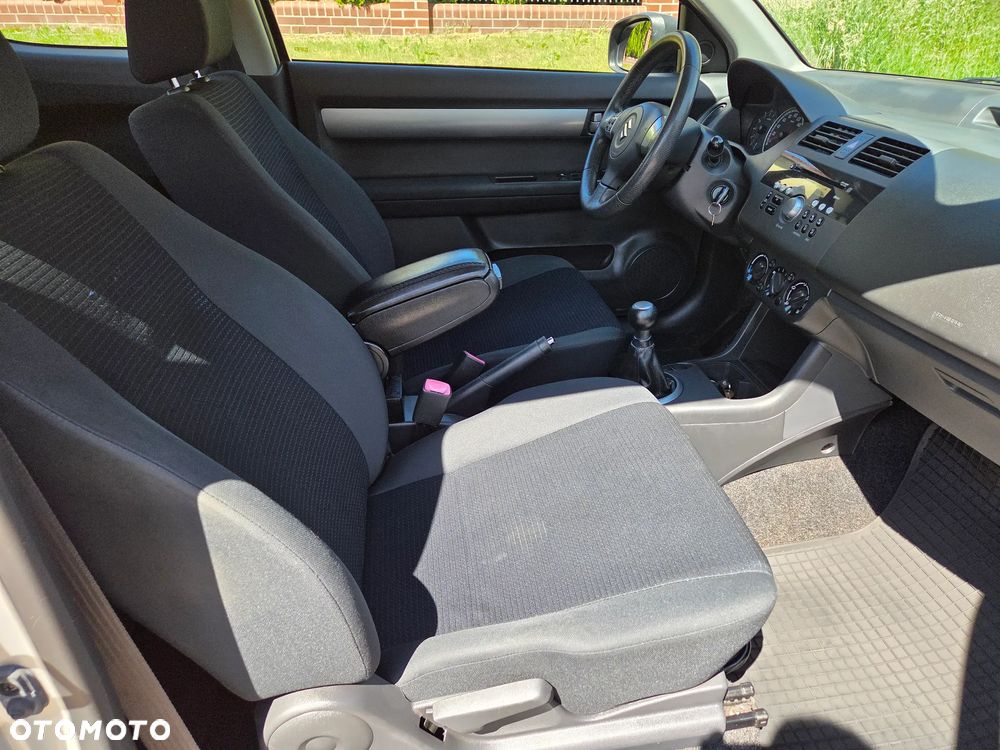 Suzuki Swift 1.3 GLX / Comfort - 7