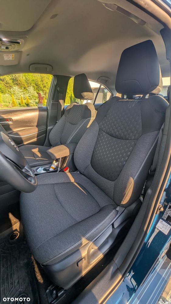Toyota Corolla 1.8 Hybrid Comfort - 16