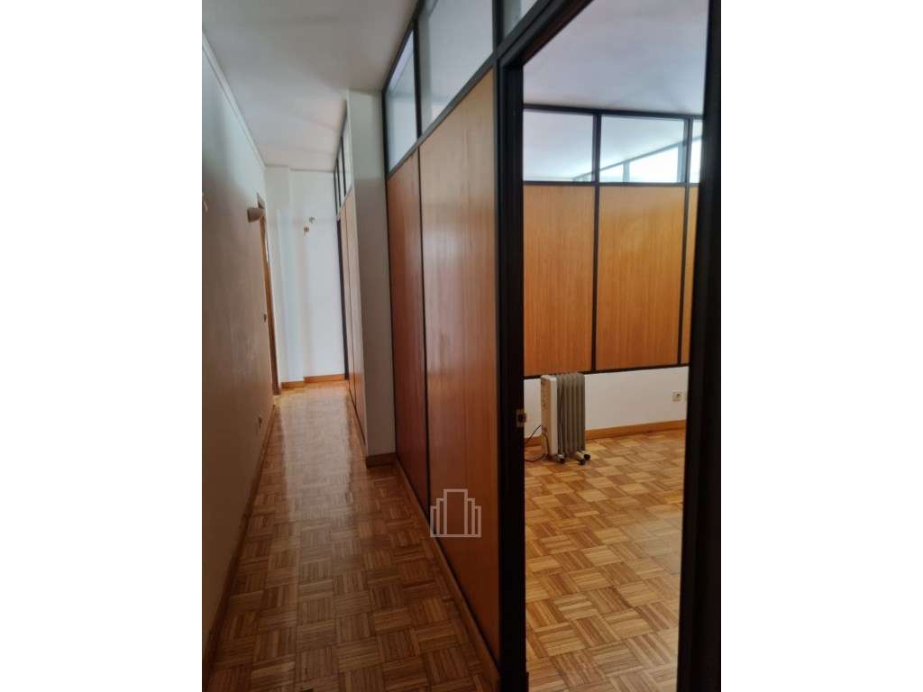 Escritório - Espinho - Grande imagem: 3/9