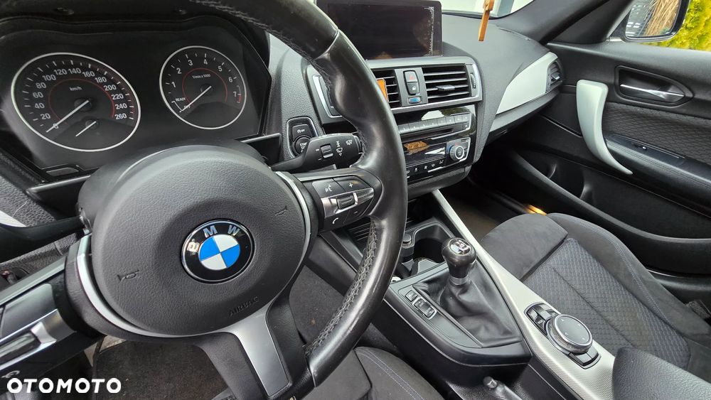 BMW Seria 1 118i M Sport - 26