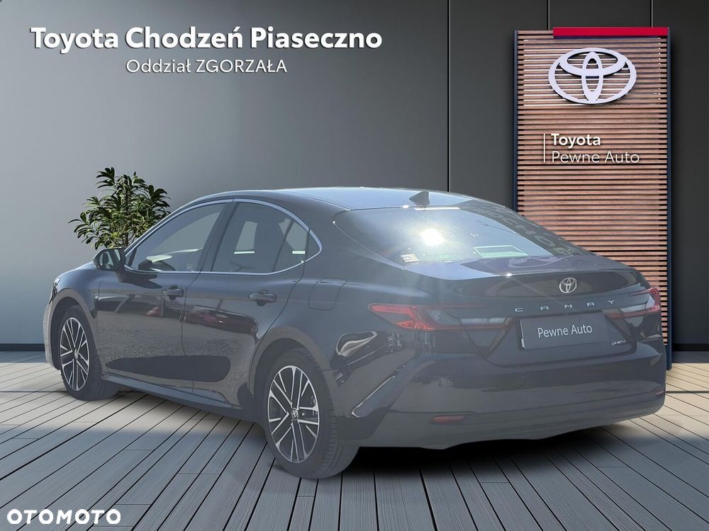 Toyota Camry 2025 photo 3