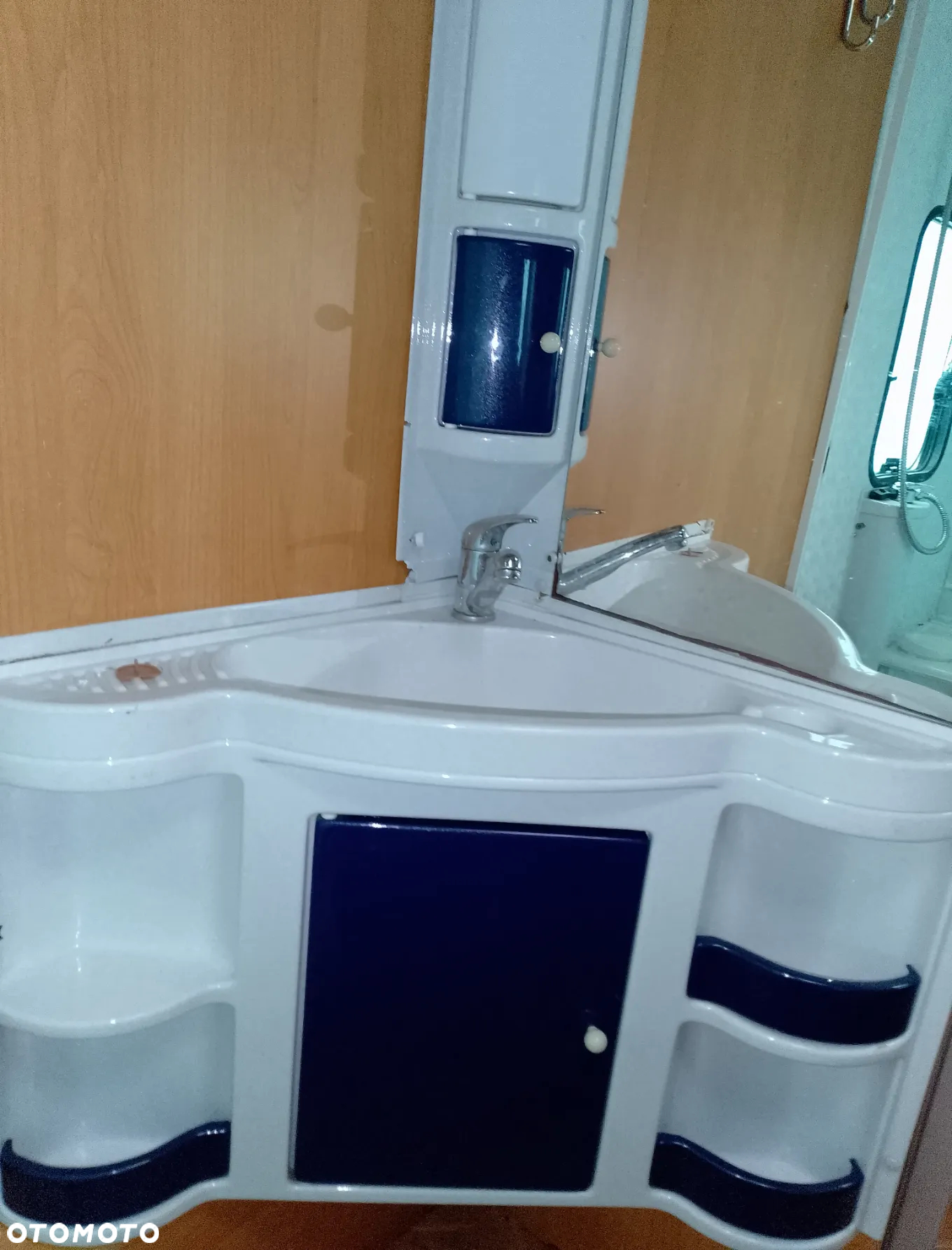 Adria B 462 - 11