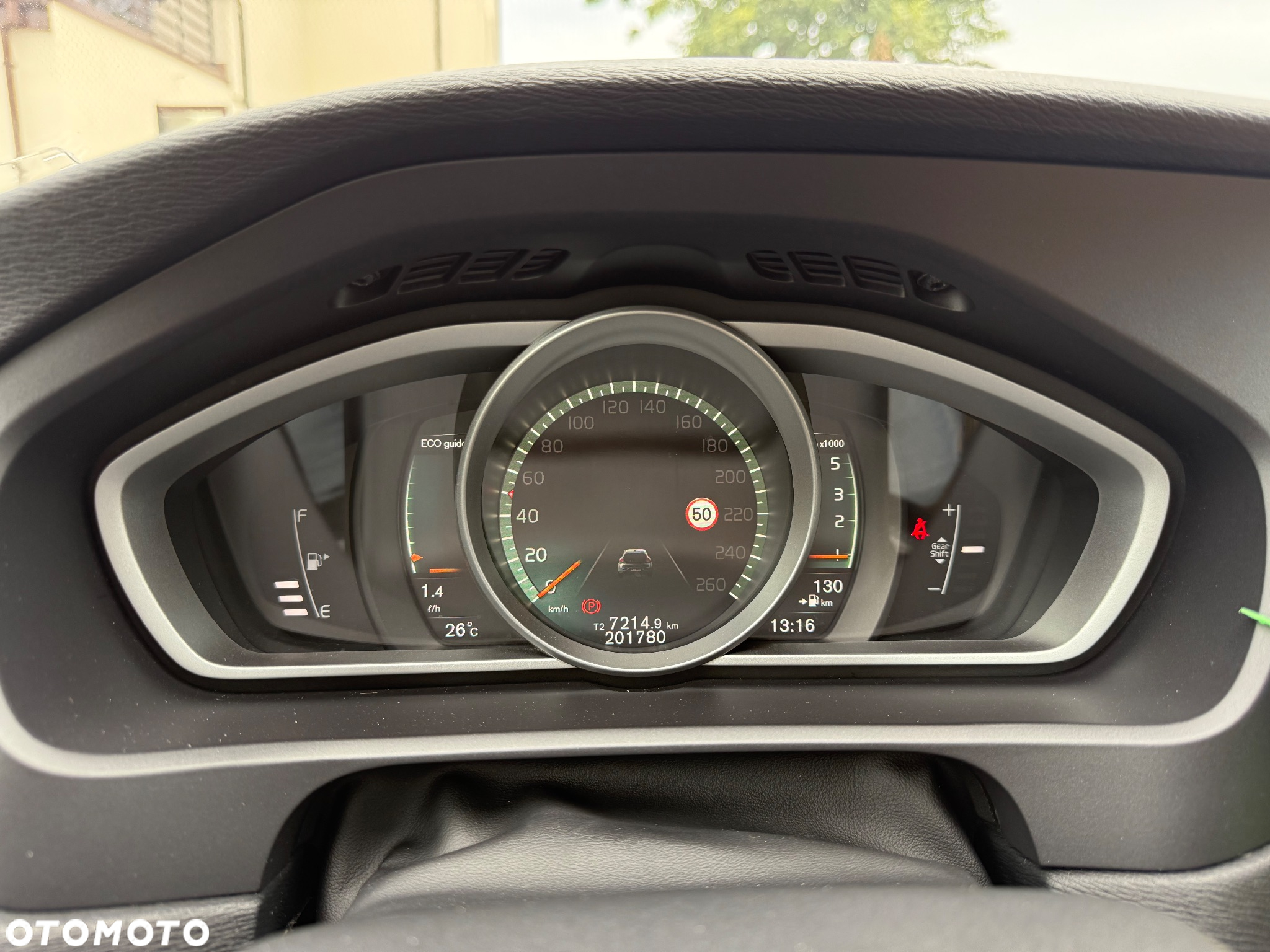 Volvo V40 Cross Country D3 Drive-E Summum - 22