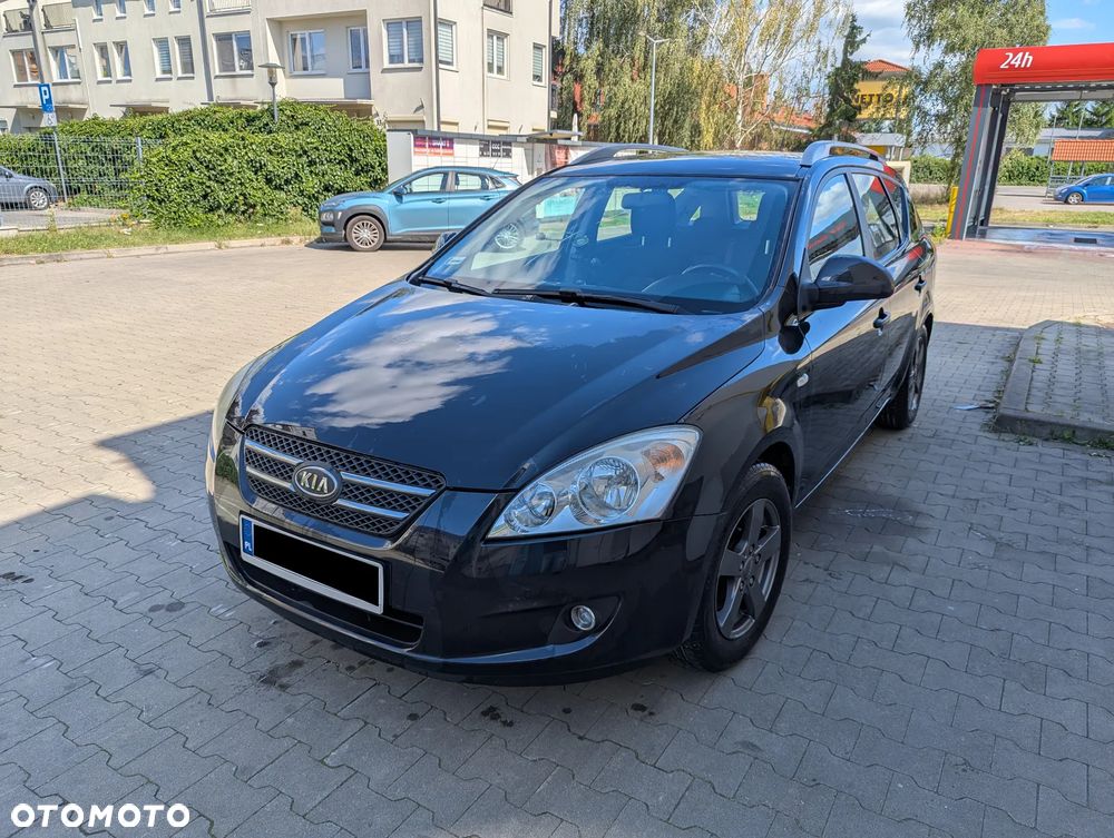 Kia Ceed Cee'd 1.6 Comfort - 1