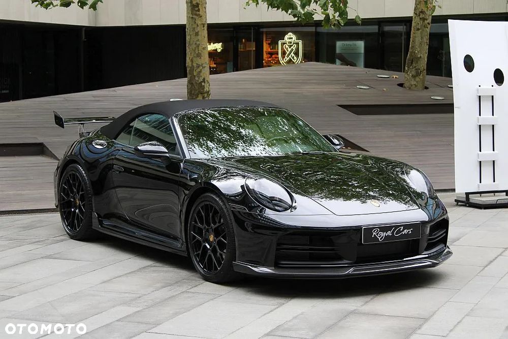 Porsche 911 Carrera Cabrio - 2