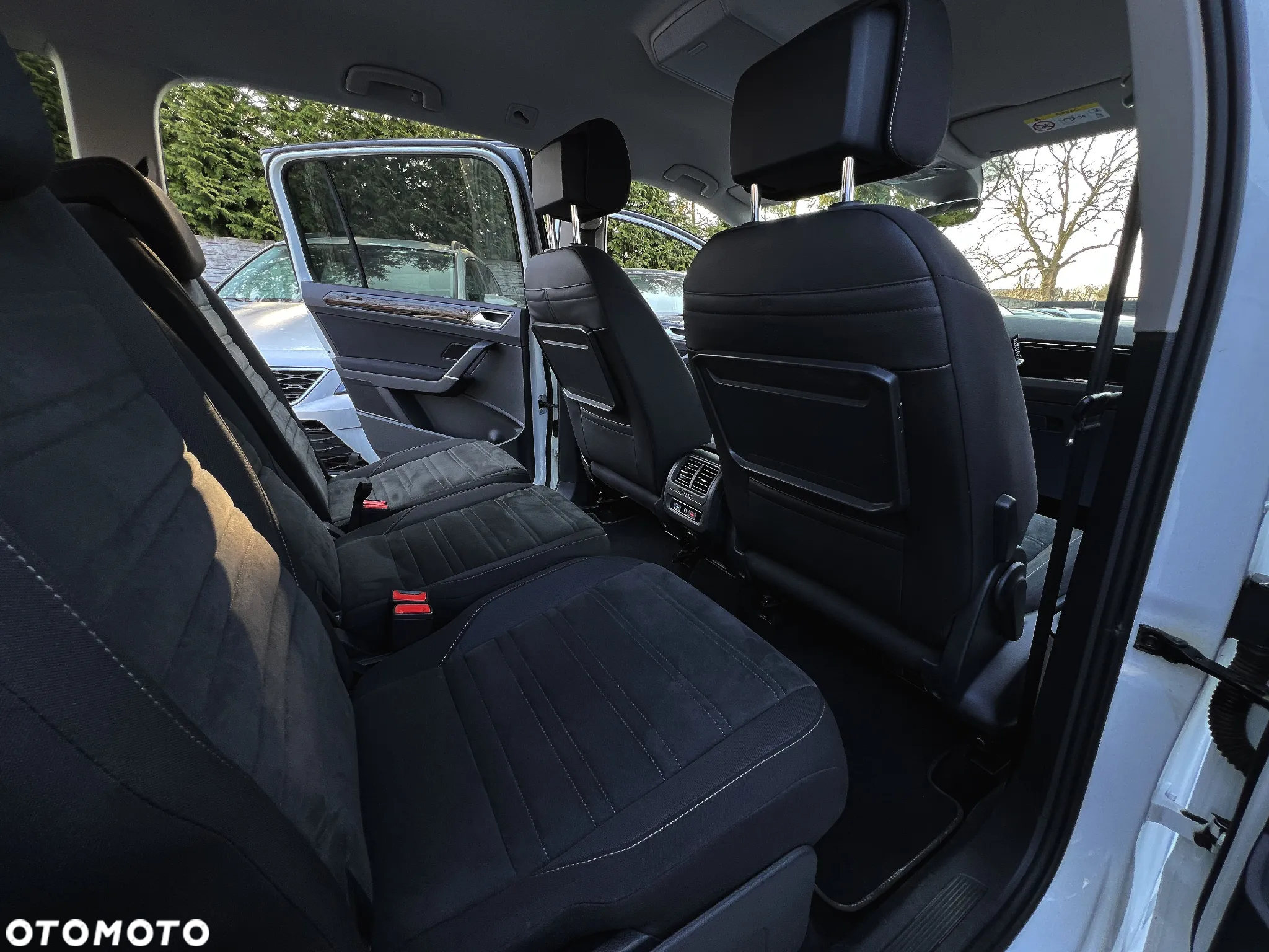 Volkswagen Touran 2.0 TDI BMT Highline DSG - 19
