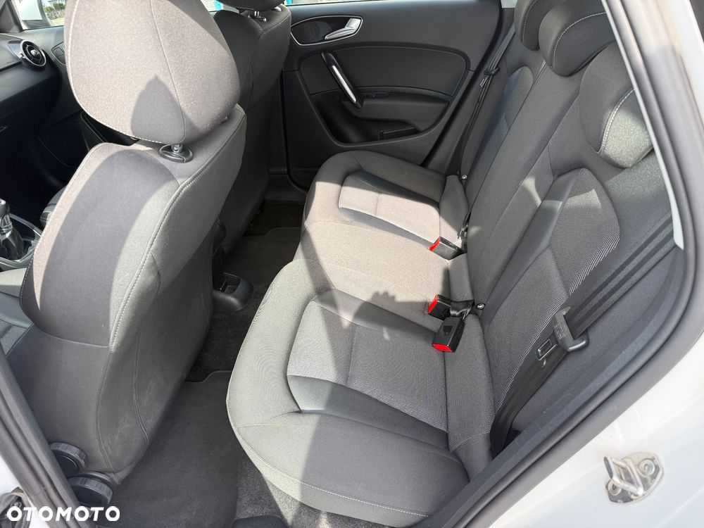 Audi A1 Sportback 1.0 TFSI ultra design - 32