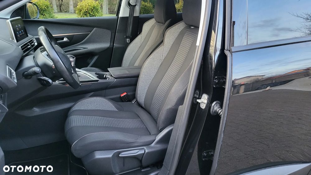 Peugeot 3008 PureTech 130 Stop & Start GPF Active Pack - 9