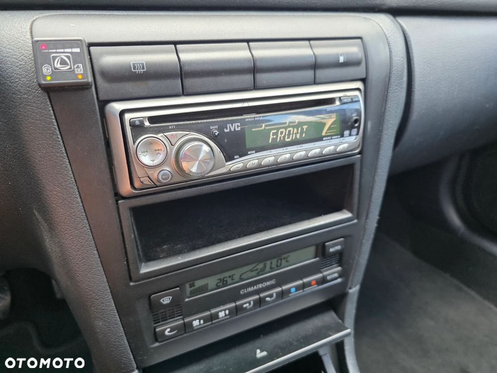 Skoda Octavia 1.6 Elegance - 16