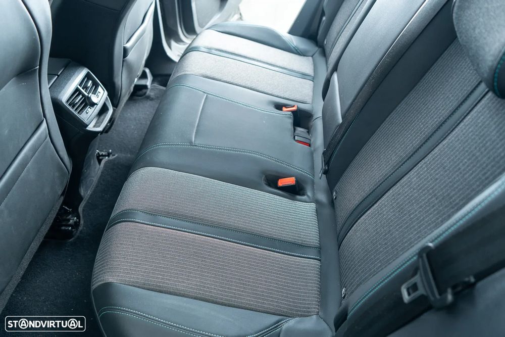 Peugeot 3008 Plug-In Hybrid 225 e-EAT8 Allure Pack - 8