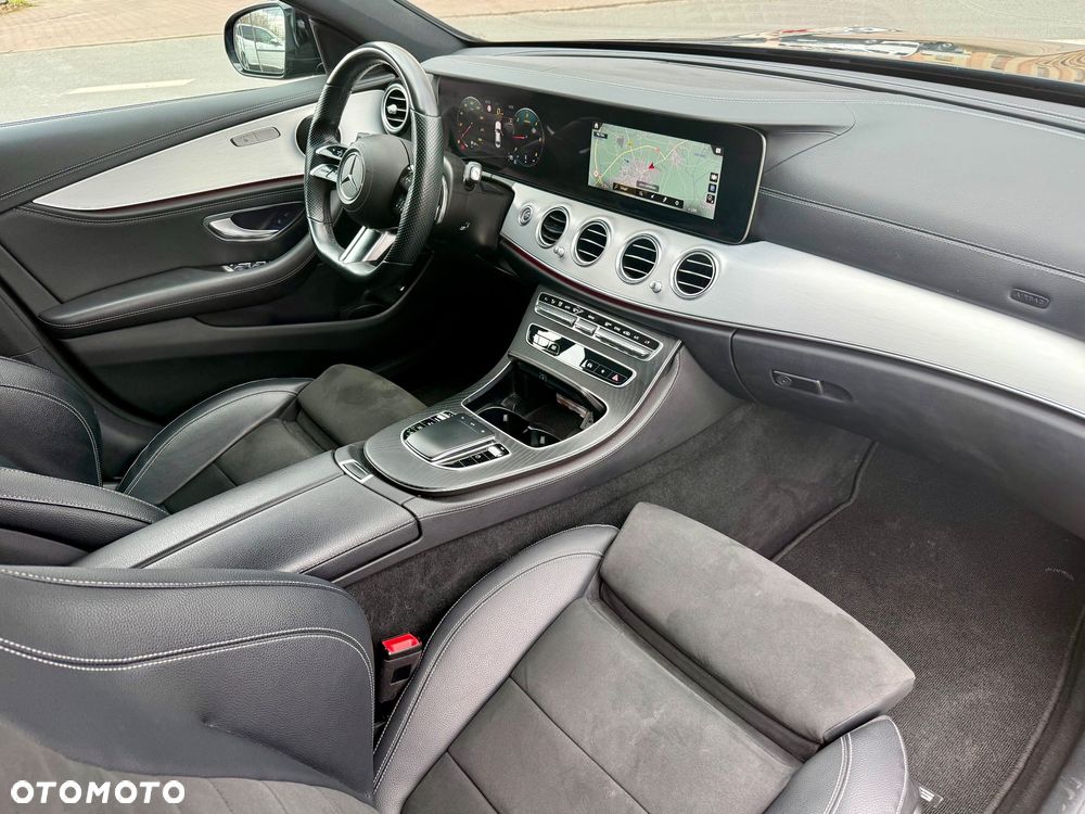 Mercedes-Benz Klasa E 220 d 9G-TRONIC AMG Line - 12