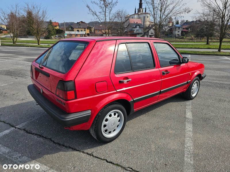 Volkswagen Golf 1.6 CL TD - 8