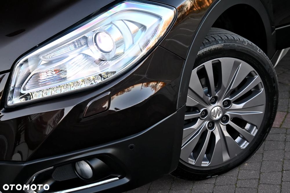 Suzuki SX4 S-Cross 1.6 DDiS Premium 4WD - 7