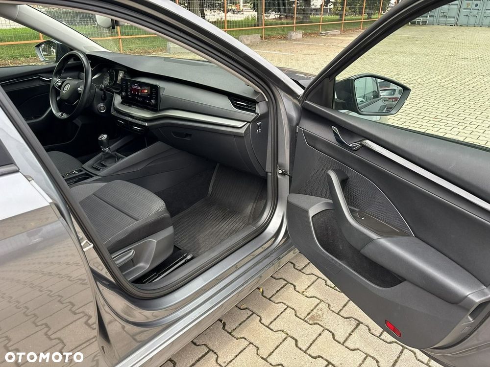 Skoda Octavia 2.0 TDI Ambition - 16
