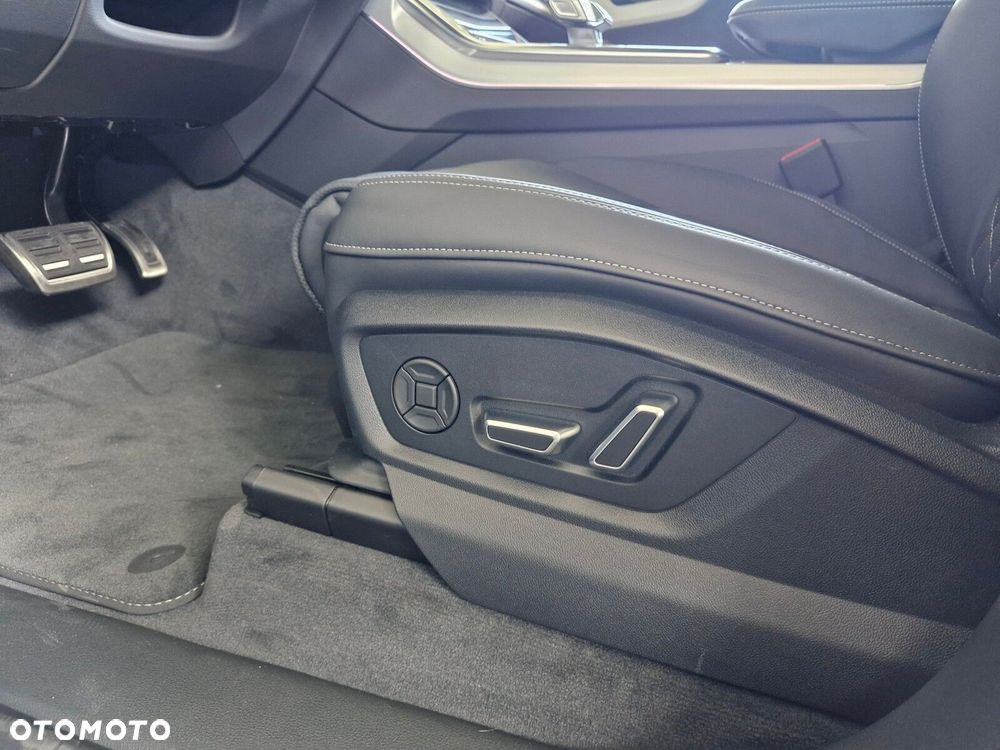 Audi Q8 - 15