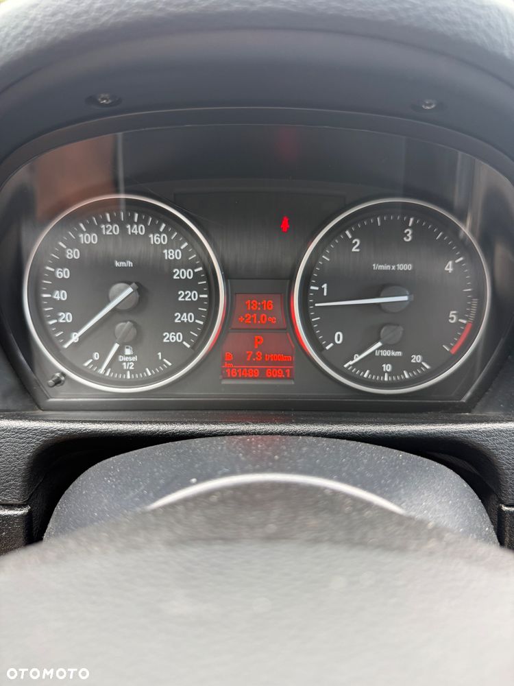 BMW X1 xDrive20d - 16