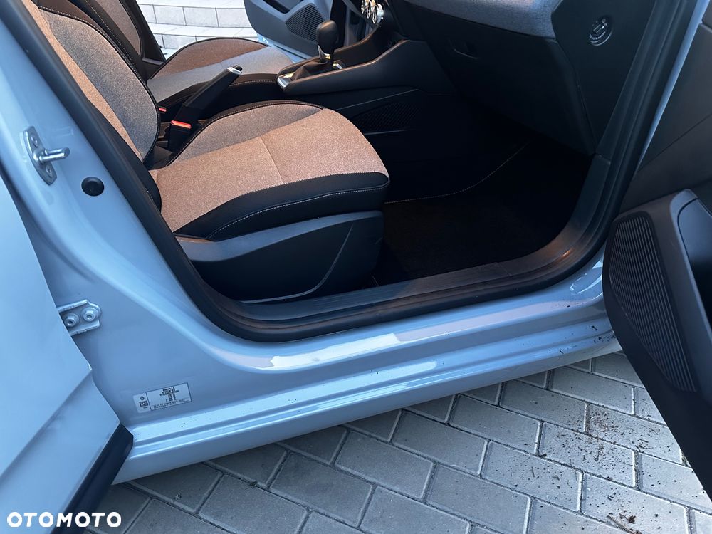 Renault Clio 1.6 E-TECH Full Hybrid 145 Techno - 21