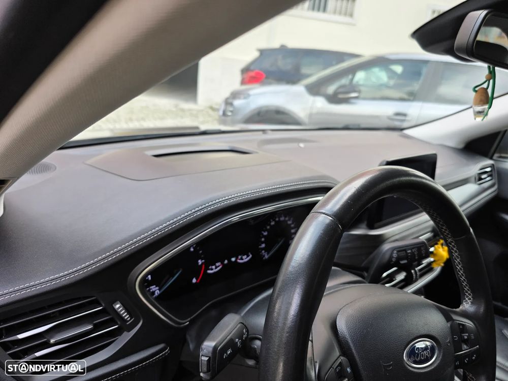 Ford Focus 1.5 TDCi ECOBlue Vignale - 45