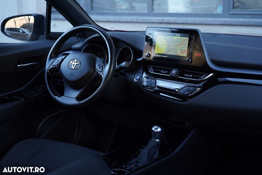 Toyota C-HR - 12