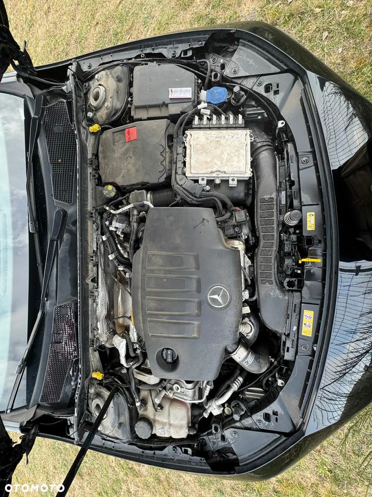 Mercedes-Benz CLA 200 d 8G-DCT AMG Line - 10