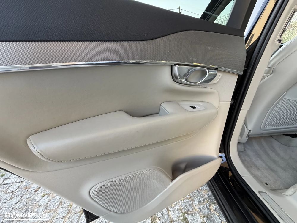 Volvo XC 90 2.0 D4 Inscription - 39