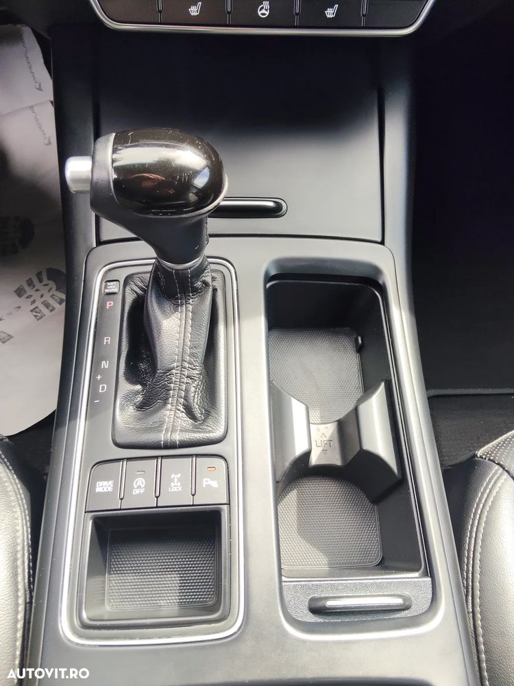 Kia Sorento 2.2 CRDi AWD Aut. Spirit - 25