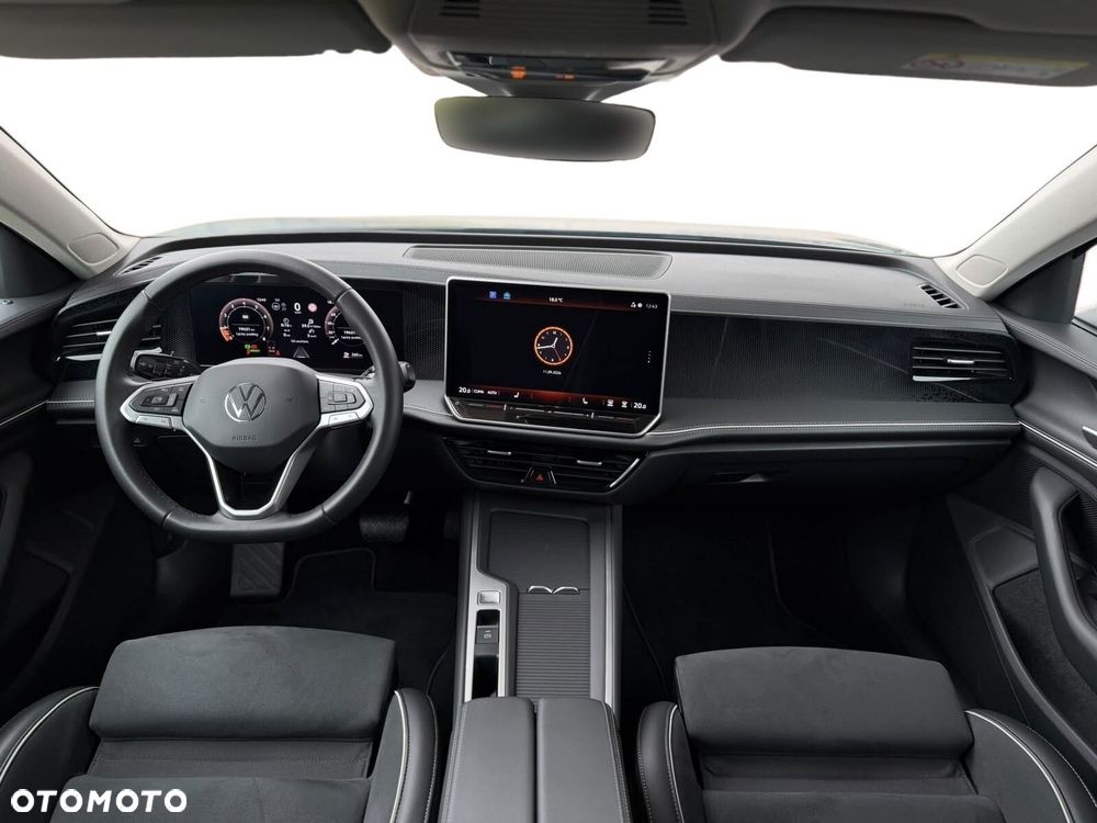 Volkswagen Passat - 18