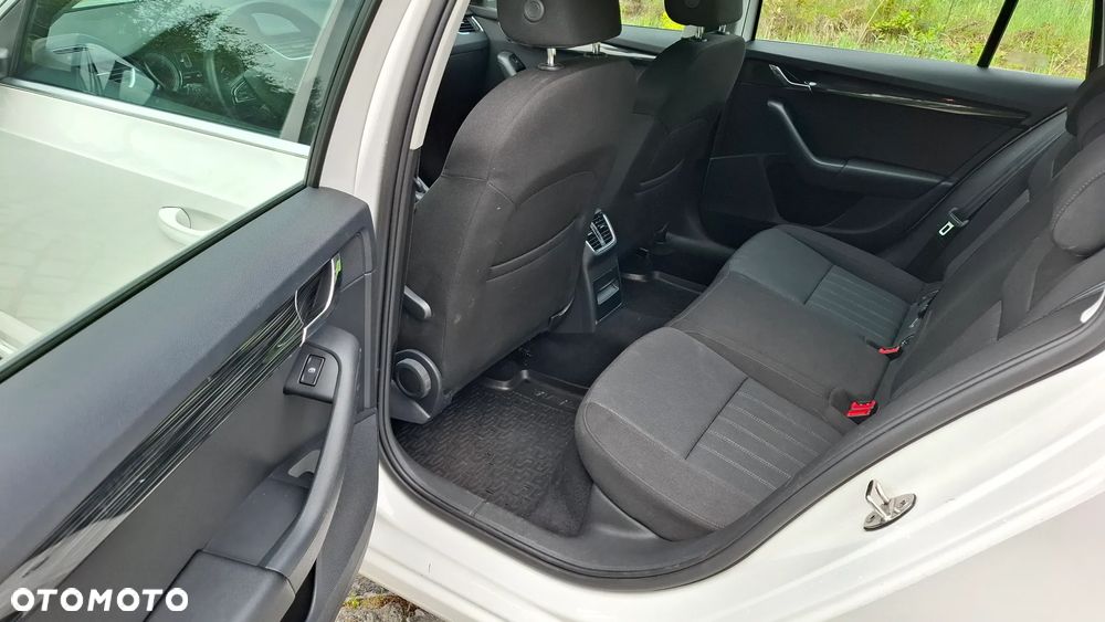 Skoda Octavia - 12