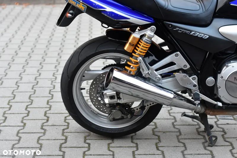 Yamaha XJR - 8