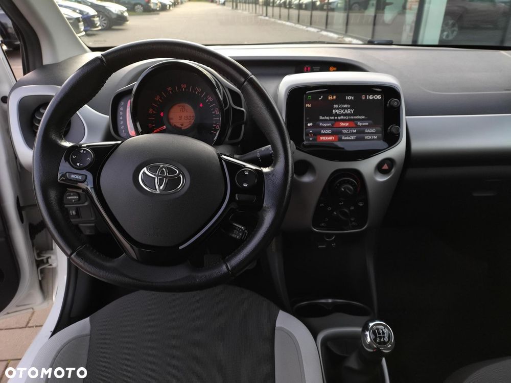 Toyota Aygo 1.0 VVT-i Sprint EU6 - 25