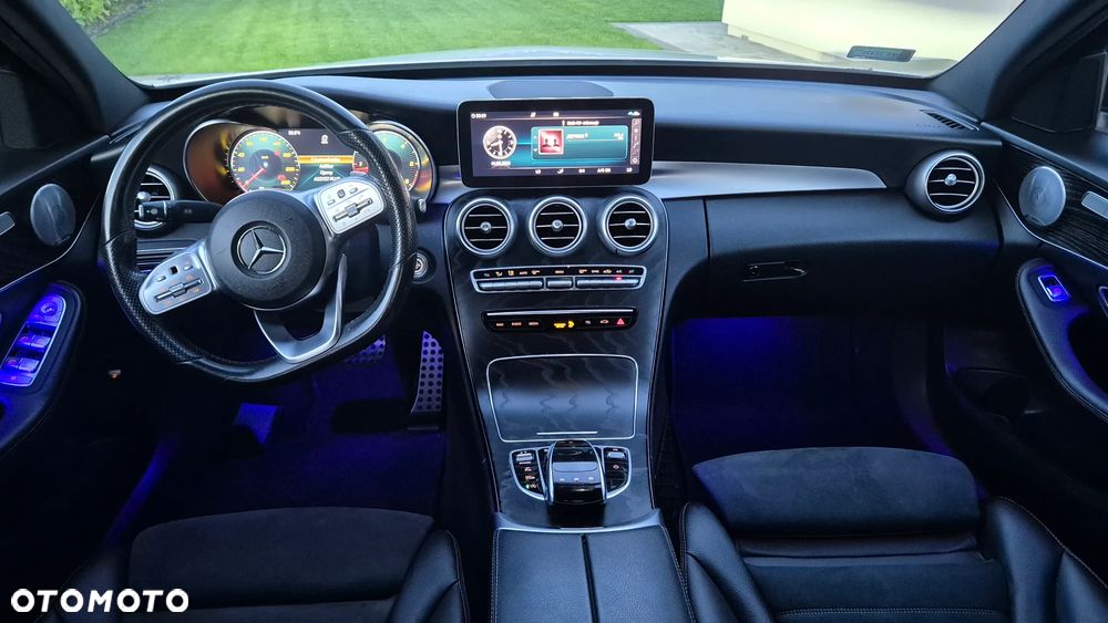 Mercedes-Benz Klasa C 220 d 9G-TRONIC - 17