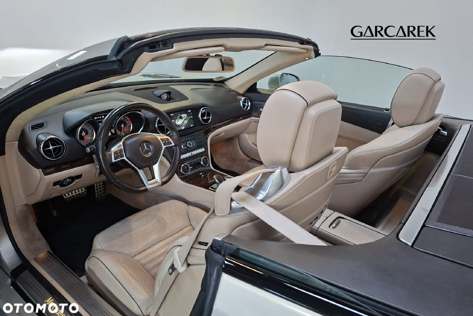 Mercedes-Benz SL - 19