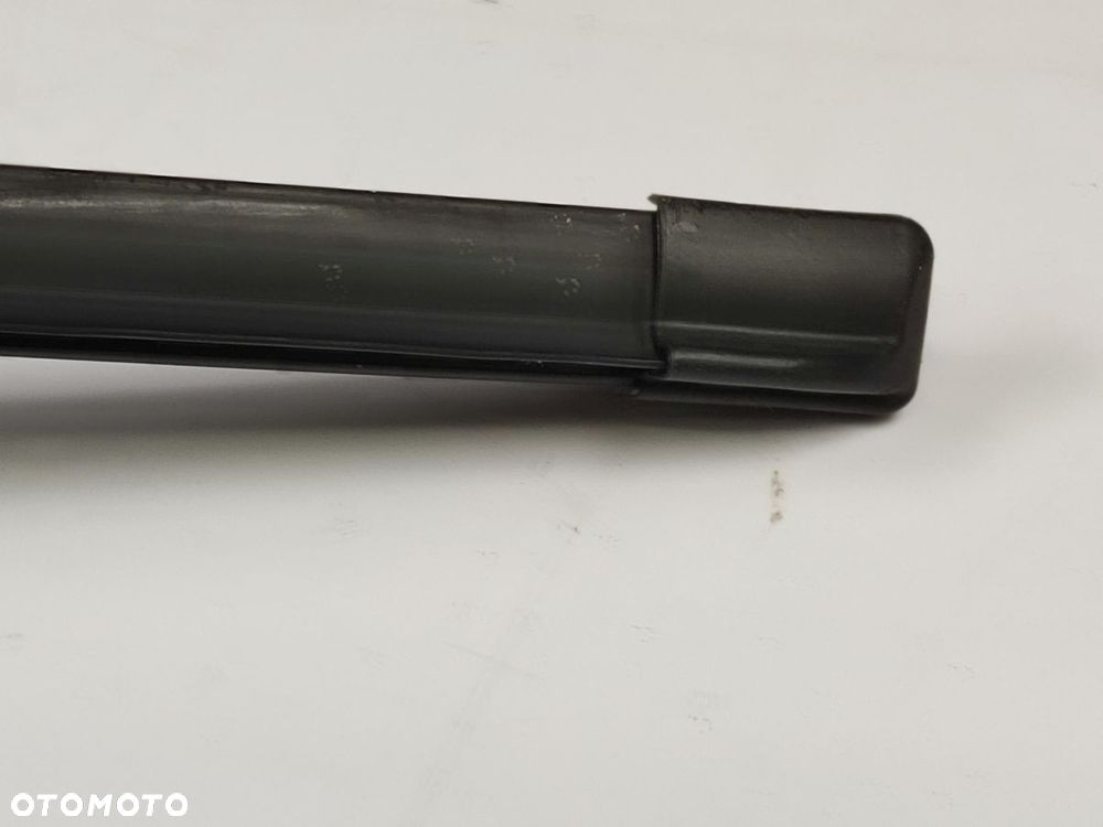 VOLVO XC40 17-21r Ramiona Wycieraczek - 11