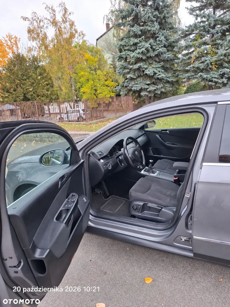 Volkswagen Passat 2005 photo 3