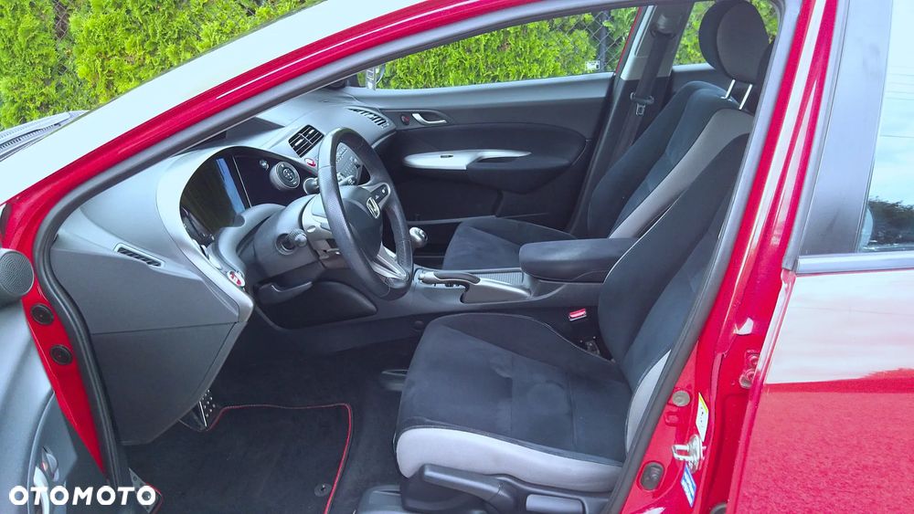 Honda Civic 1.4i-DSi - 11