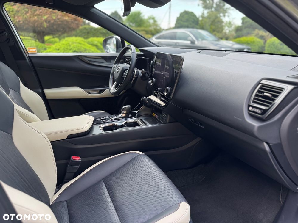 Lexus NX 350h Prestige AWD - 16