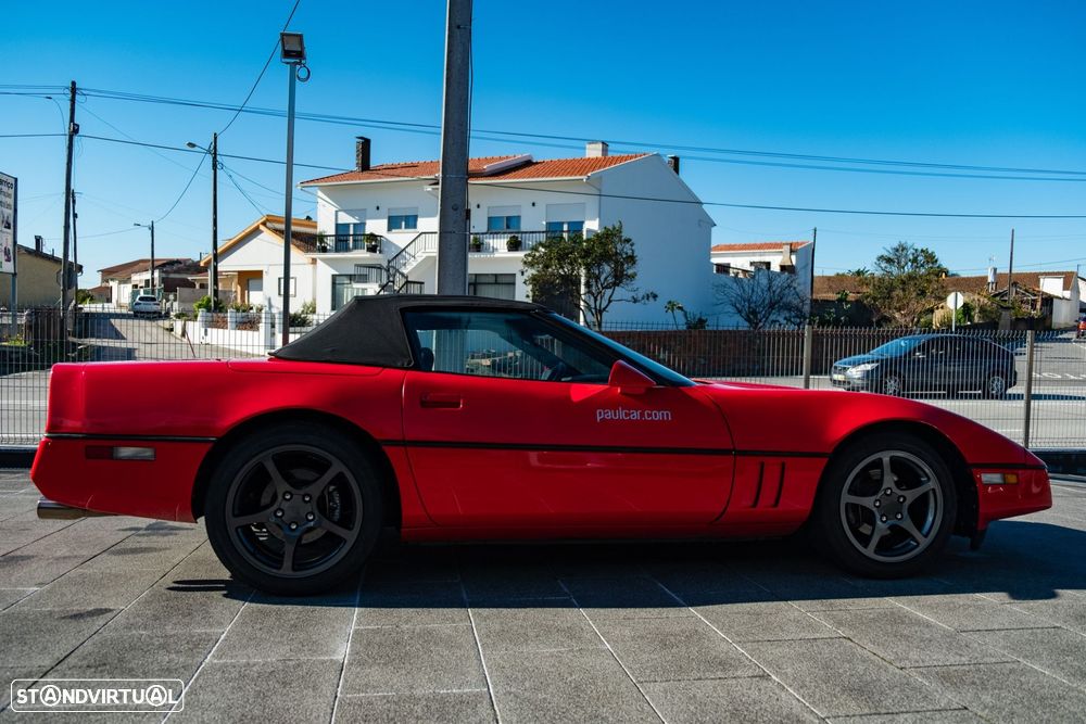 Chevrolet Corvette - 2