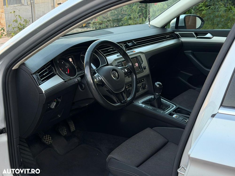 Volkswagen Passat 2.0 TDI Comfortline - 6