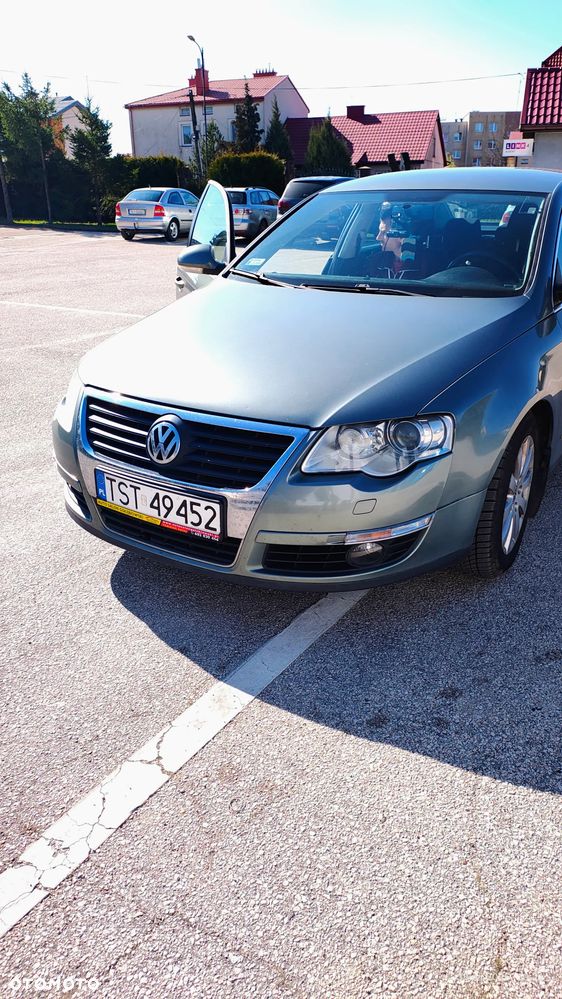 Volkswagen Passat 2.0 FSI Highline - 1