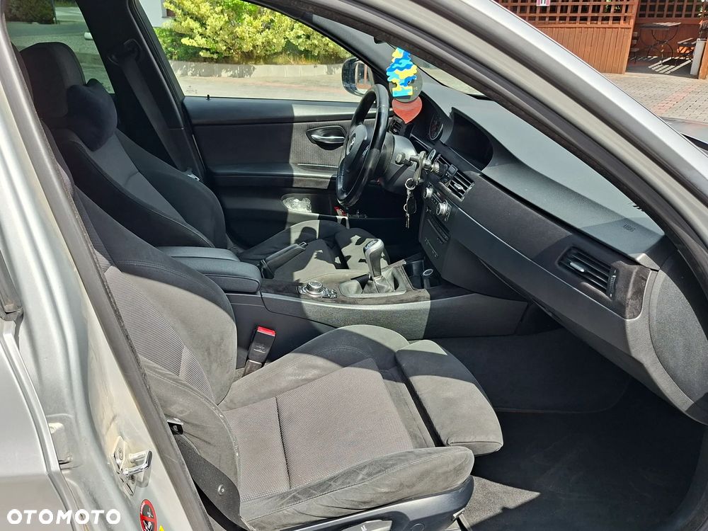 BMW Seria 3 320d - 13