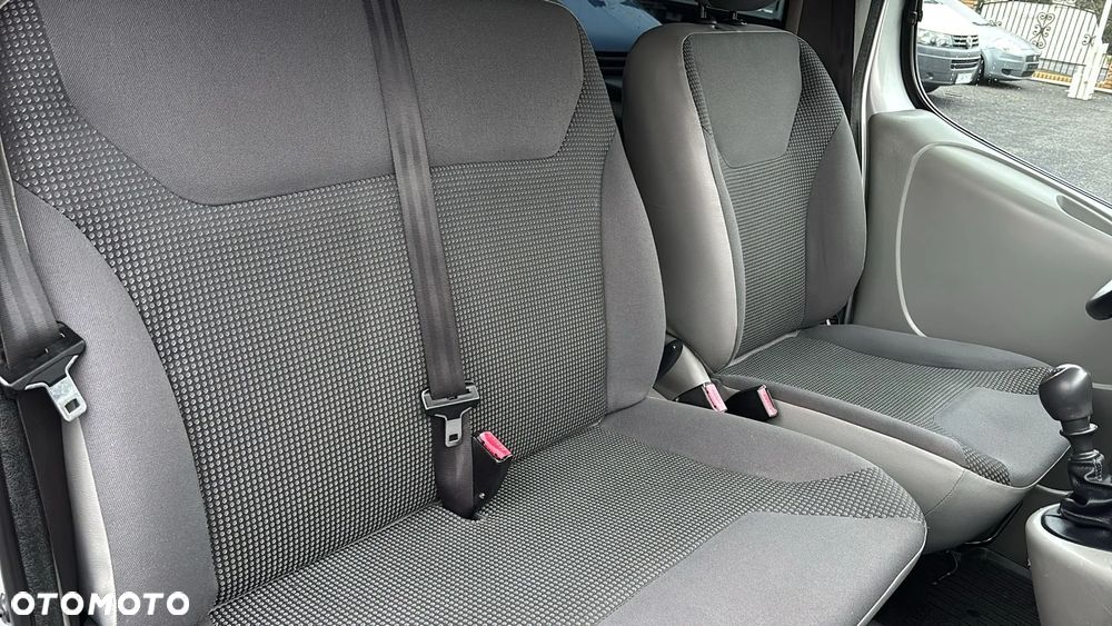 Opel Vivaro L2H1 2.9t - 23