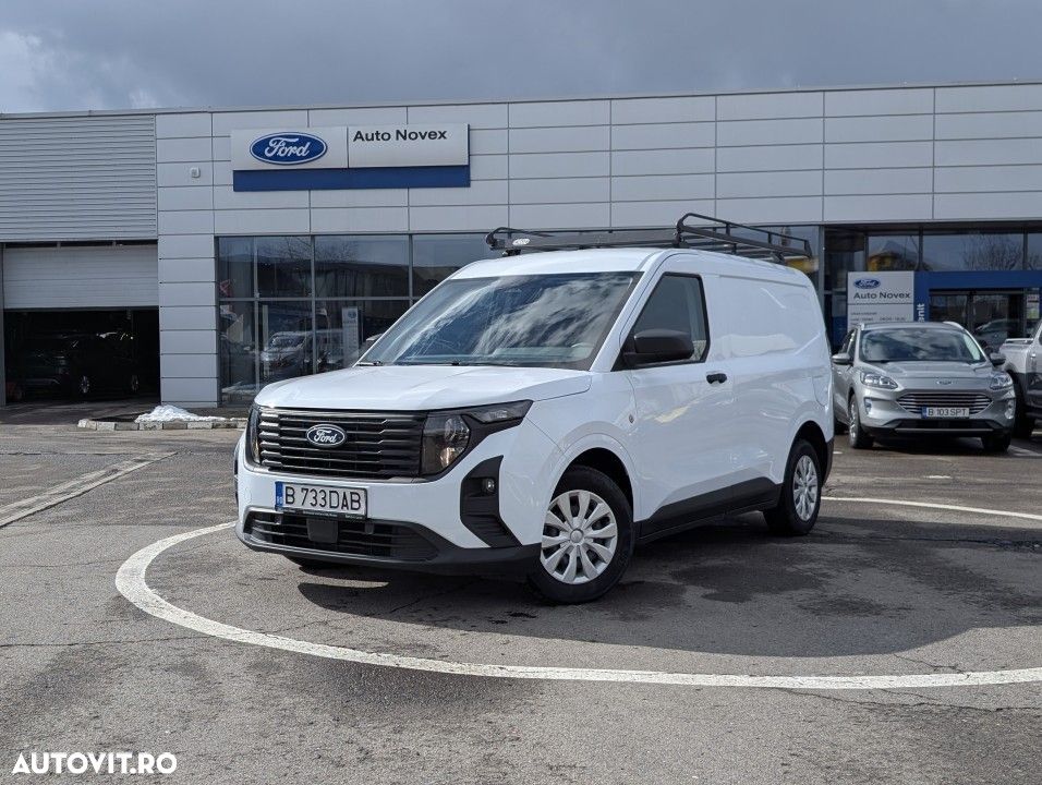 Ford Transit Courier - 2