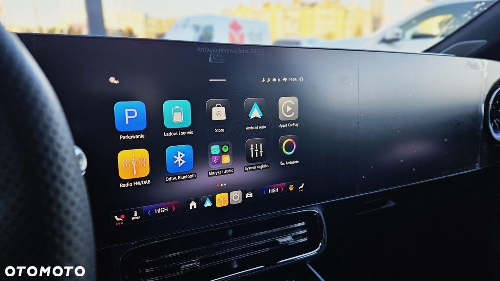 Mercedes-Benz CLA - 12