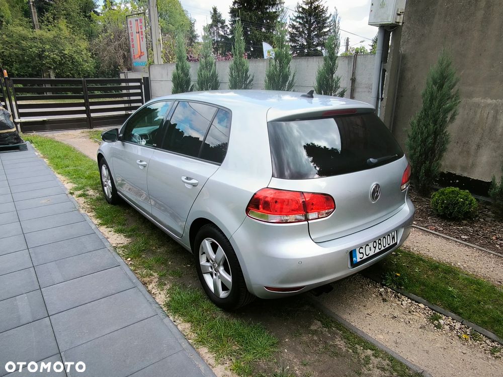 Volkswagen Golf - 5