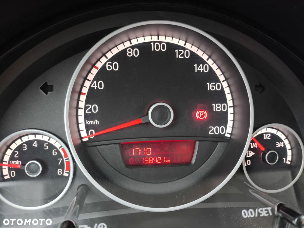 Volkswagen up! 1.0 high - 17