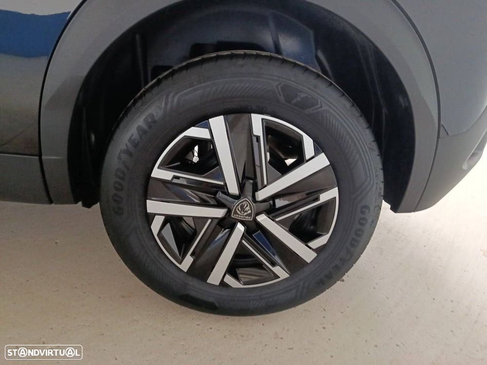 Peugeot 2008 1.2 PureTech Active - 11