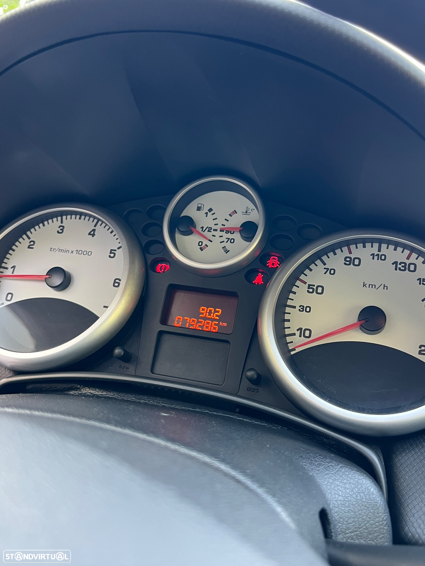 Peugeot 207 1.4 16V Trendy - 9