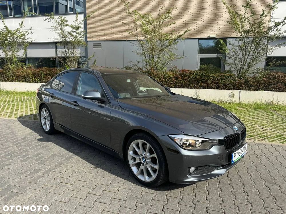 BMW Seria 3 320i Sport Line - 20