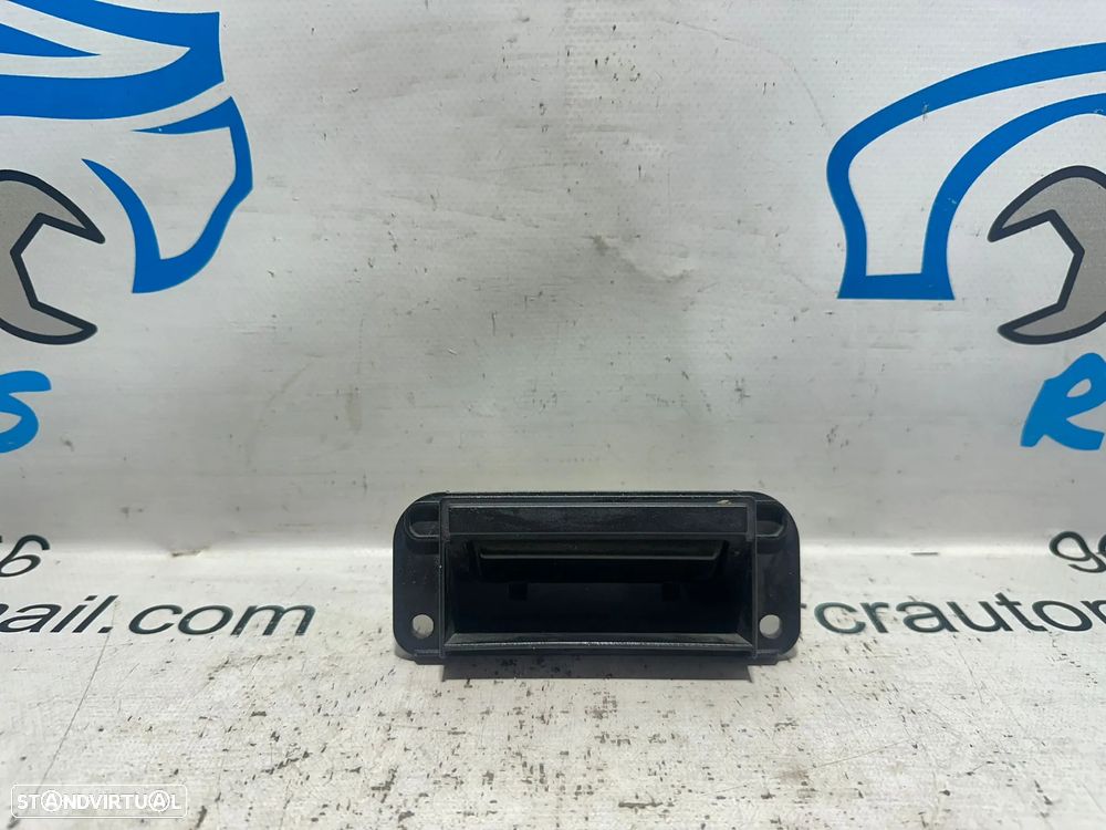 .Puxador Mala Elétrico Mercedes-Benz Classe C W204 A2047500293 2007 - 2014 - 2